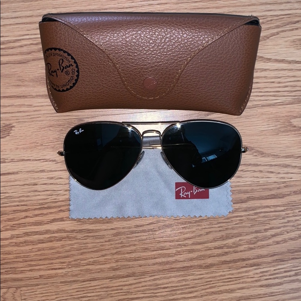 Ray-Band Classic Aviators